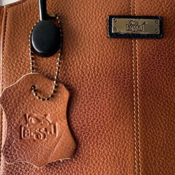 Bessel Brown Leather Handbag - Picture 3 of 10